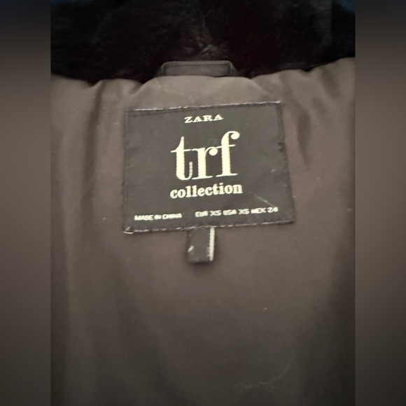 Zara Black Puffer Jacket with Fur Hood - Picture 7 of 9